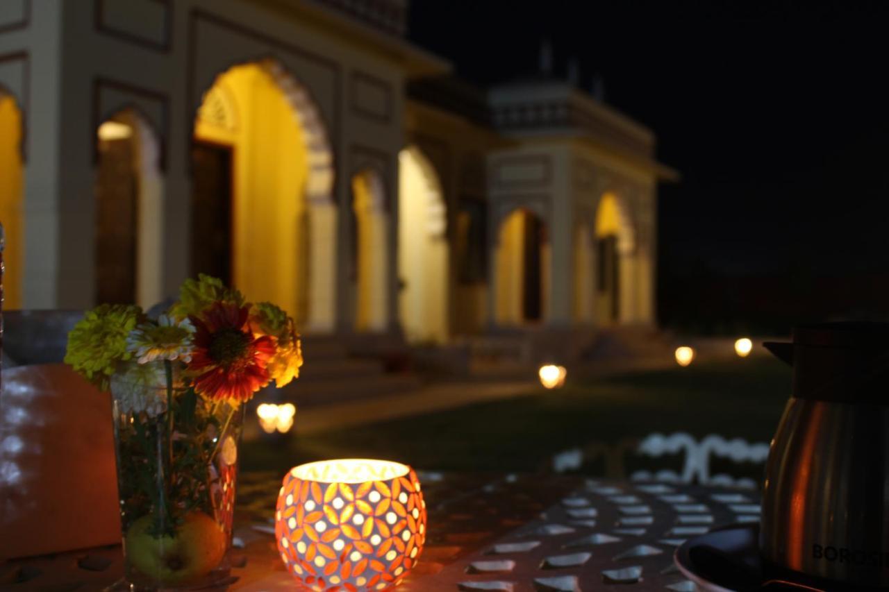 The Grand Barso Hotell Bharatpur Exteriör bild